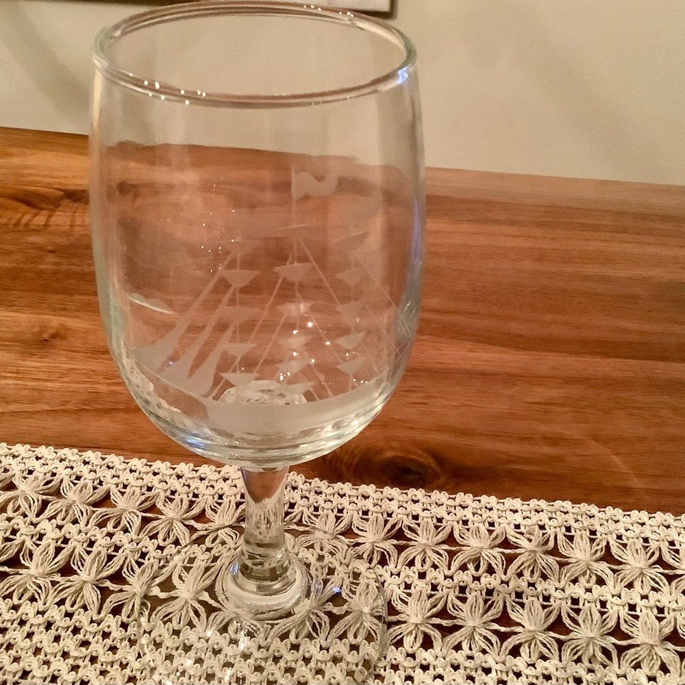 Beautiful Etched Clipper Ship Wine Glass